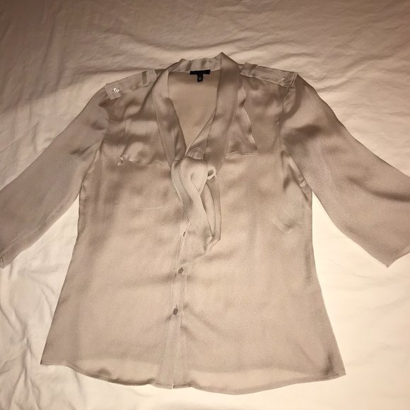 Lovely Silver Silk Escada Blouse, 36 (Fits Medium) NWOT - Picture 7 of 8